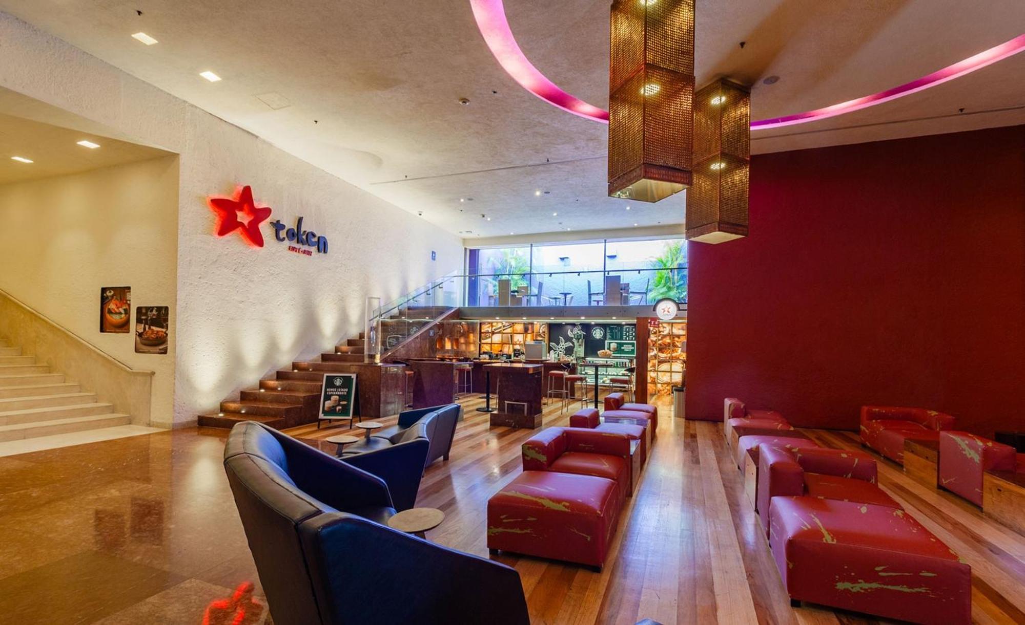 Camino Real Polanco Mexico Hotel Luaran gambar Interior of a typical Virgin Money lounge